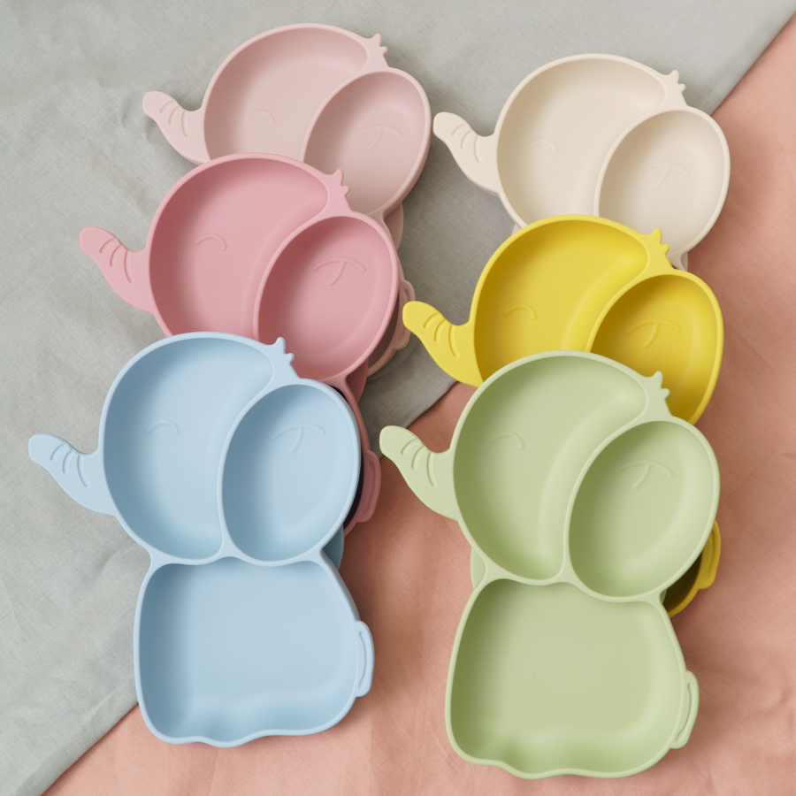 Silicone Suction Bowl - 赤ちゃん,授乳プレート,サッカー,象,漫画のパターン,幼児用のトレーニング皿,1個