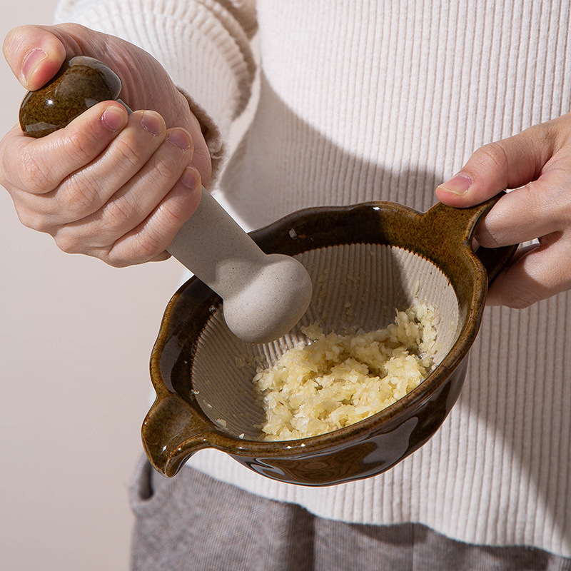創造的な釉薬変換研磨ボウル（ハンドル付き）、肉ペースト、ヤム - Baby Food Grinding Bowl のレビューと価格